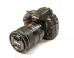 Figure 1 Nikon digital SLR camera with a 105 mm macro lens.