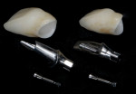 Figure 6. Custom titanium abutments can also be used in the anterior when the patient has a low lip line and thick gingiva. Margins should be
placed within 1 mm of the free gingival margin.