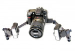 Figure 1  Nikon D90 camera with the Nikon R1C1 dual-point flash and Winphotec Bracket.